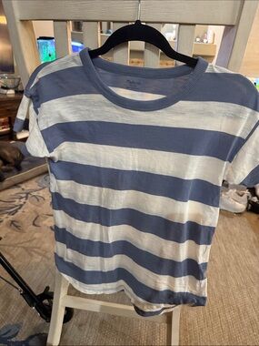 XS Madewell Blue and Cream Striped Crewneck Tee